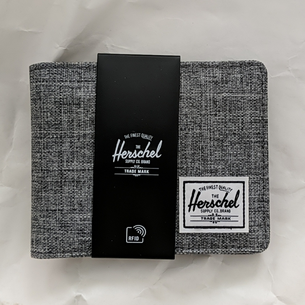 Herschel Roy Wallet